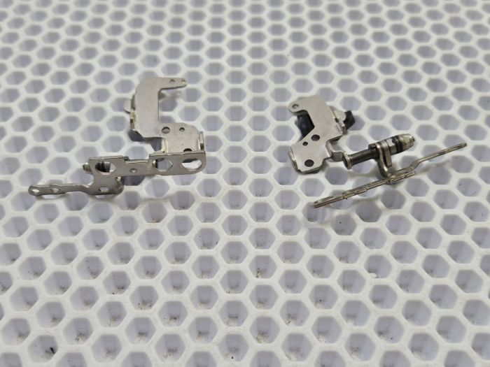 Петли (пара) для ноутбука ASUS VivoBook Pro 15 M6500Q