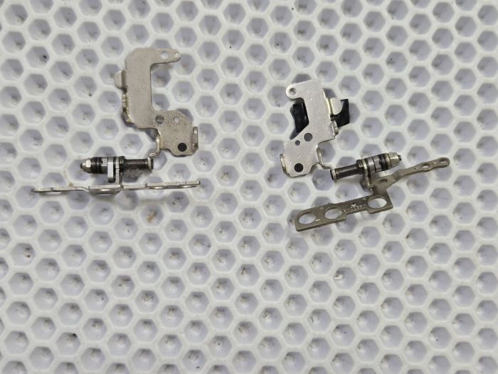 Петли (пара) для ноутбука ASUS VivoBook Pro 15 M6500Q