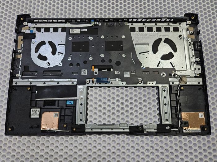 Верхняя часть корпуса (топкейс) с клавиатурой для ноутбука ASUS VivoBook Pro 15 M6500Q 39XJNTAJN90