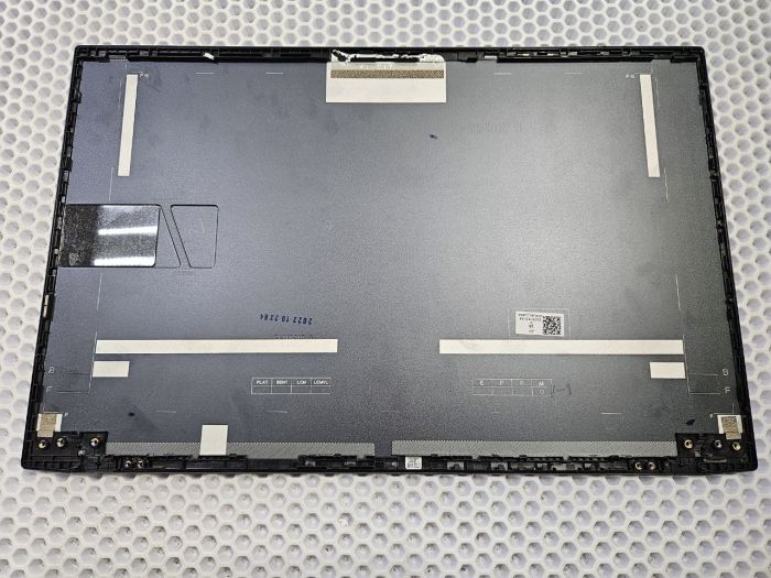 Крышка матрицы для  ноутбука ASUS VivoBook Pro 15 M6500Q 47XLKLCJN60 (есть следы от наклеек)