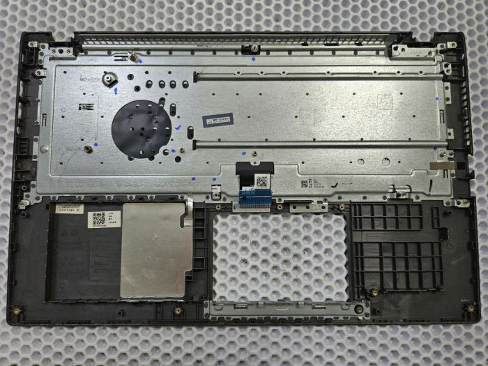 Верхняя часть корпуса (Топкейс) для ноутбука Asus VivoBook X509J серый, с клавиатурой 39XKRTAJN60 (потертости, царапины, сколы)