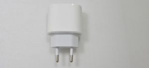 Зарядка (сетевой адаптер) для Apple iPhone и iPad - 20W USB-C (аналог) A2347