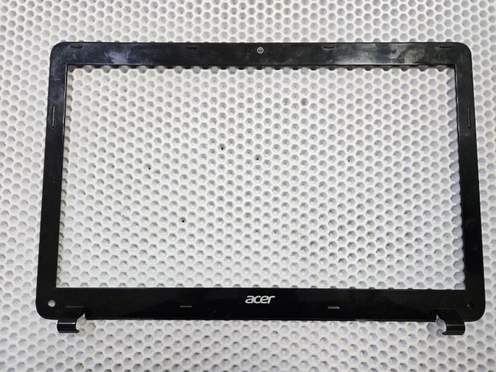 Рамка матрицы Acer E1-531 AP0PI00080028 черная