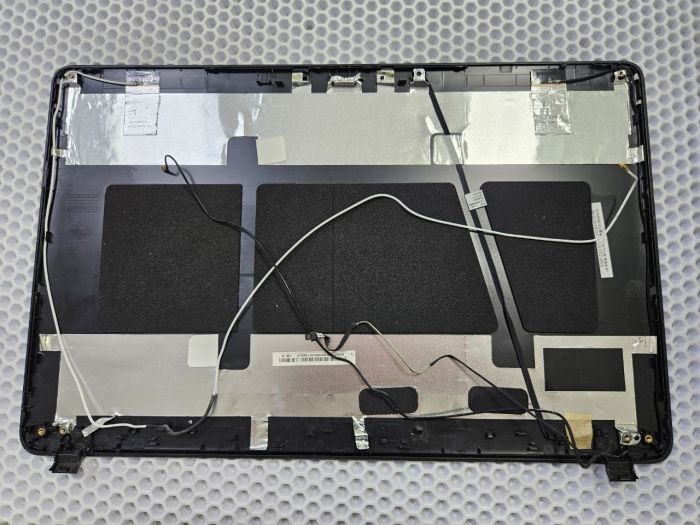 Крышка матрицы Acer E1-531G AP0PI000100028