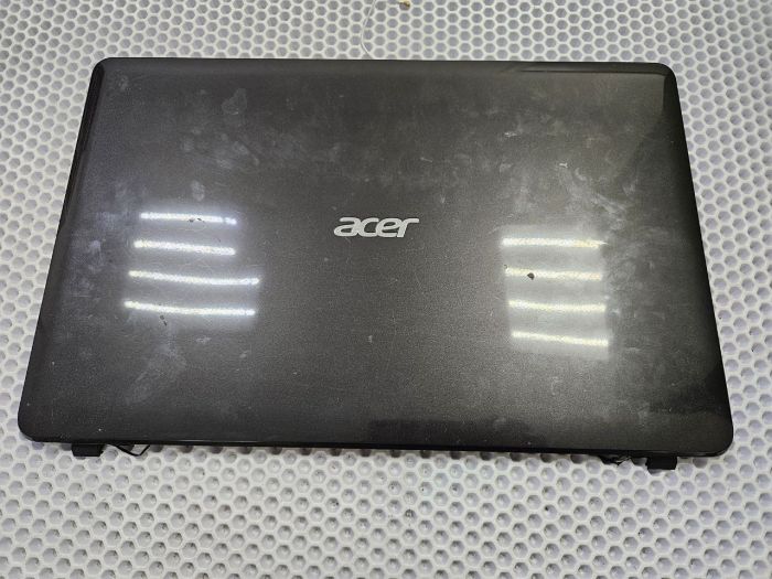 Крышка матрицы Acer E1-531G AP0PI000100028