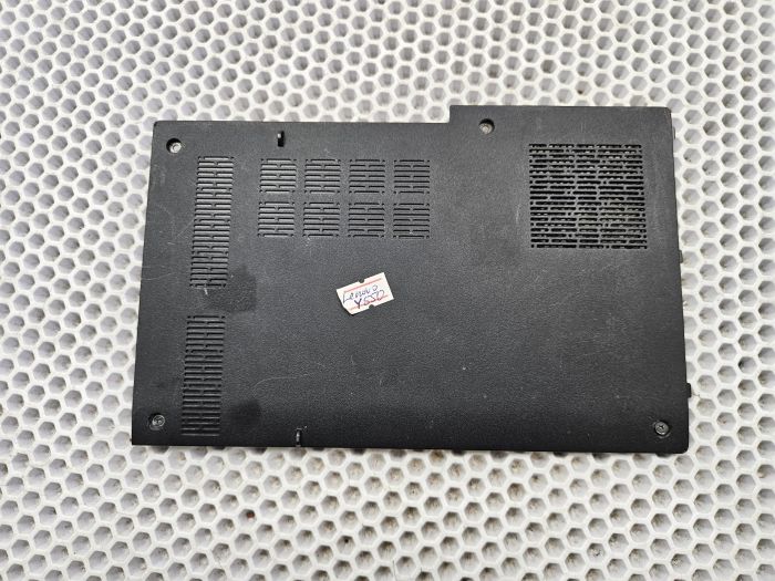 Заглушка корпуса AP0960001001AA для ноутбука Lenovo Y550P