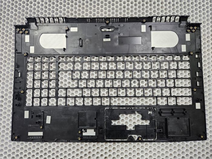 Топкейс для ноутбука MSI GF75 MS-17F1 17F2 17F3 17F4 17F5 царапины