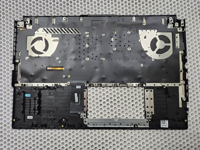 Верхняя часть корпуса (топкейс) для ASUS TUF Gaming F17 FX707 с клавиатурой RGB для версии 90W
