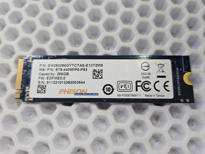 Накопитель SSD 256 ГБ PHISON M.2 2280 (S78-4409PP0-P83) NVMe