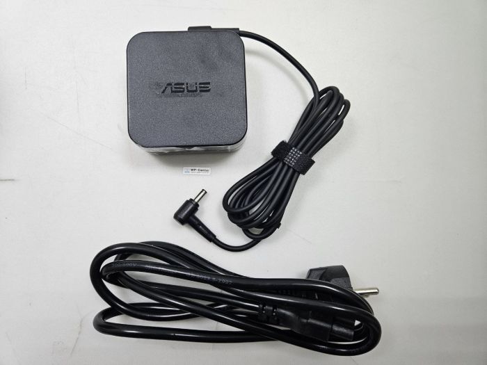 Блок питания для ноутбука Asus 19v 3.42A (65w) 4.5x3.0 квадратный