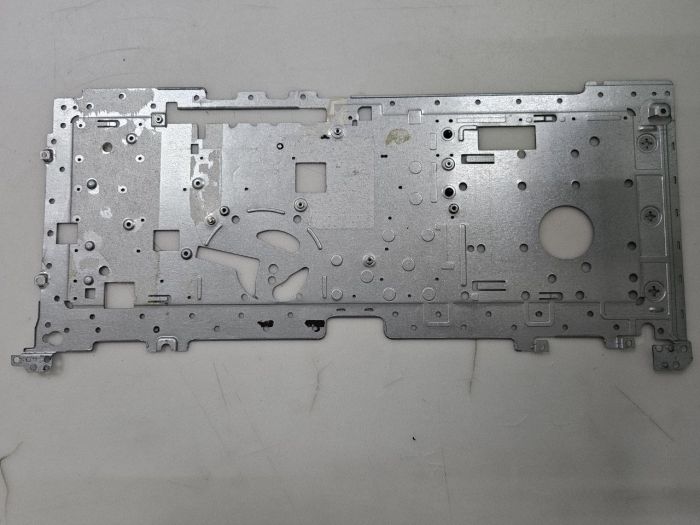 Прижимная металлическая пластина для клавиатуры Lenovo 320-17