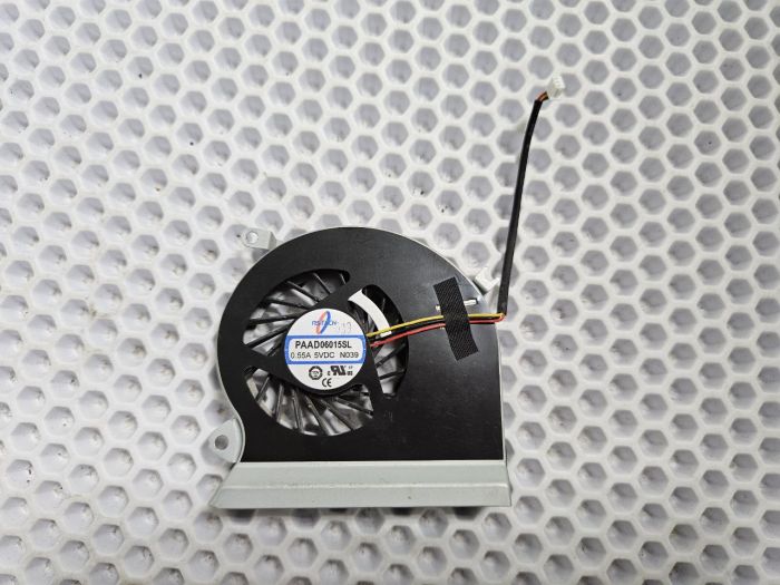 Вентилятор N039 PAAD06015SL для MSI GP70