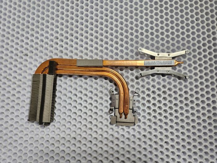 Радиатор системы охлаждения E312500262CA для ноутбука MSI GP70