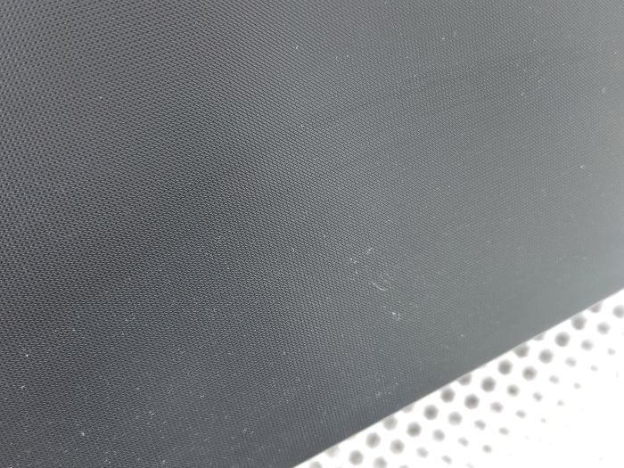 Крышка матрицы для ноутбука Lenovo V15 G2 ITL черная, узор сетка, мелкие царапины
