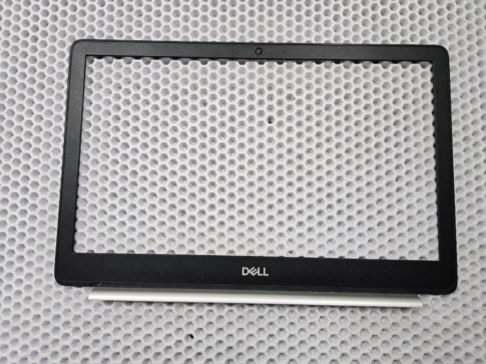 Рамка матрицы для Dell Inspiron 5370 серебристая