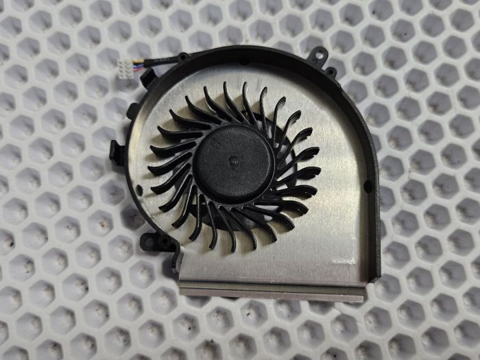 Вентилятор для ноутбука MSI GE62VR CPU (4 pin) N303
