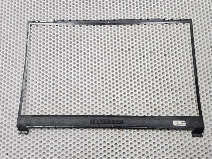 Рамка матрицы для MSI Katana GF76 черная