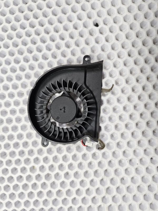 Вентилятор системы охлаждения BA31-00107A для Samsung NP300E4A