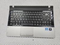 Верхняя часть корпуса (топкейс) с клавиатурой и тачпадом BA75-03402C для Samsung NP300E4A
