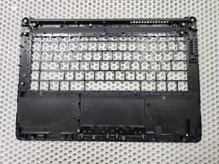 Верхняя часть корпуса (топкейс )  HP Pavilion 14-CM черный