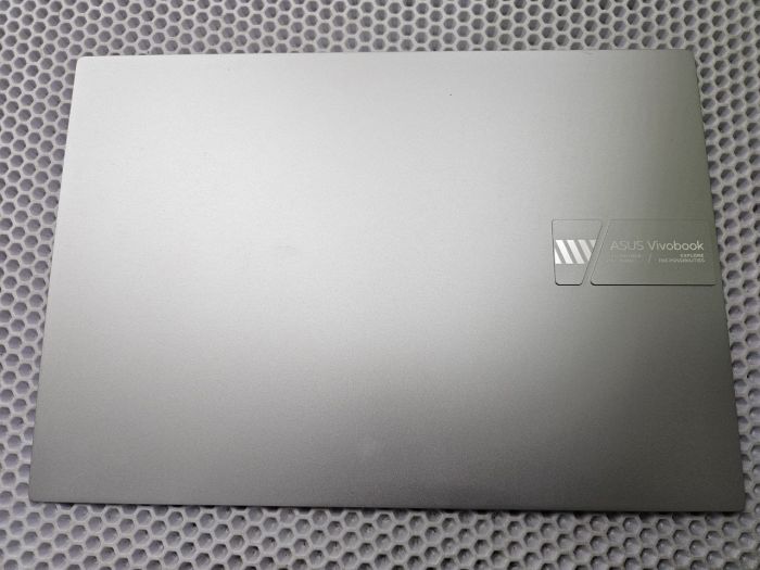 Крышка матрицы для ASUS Vivobook 16X K3605Z серебро, небольшая царапина