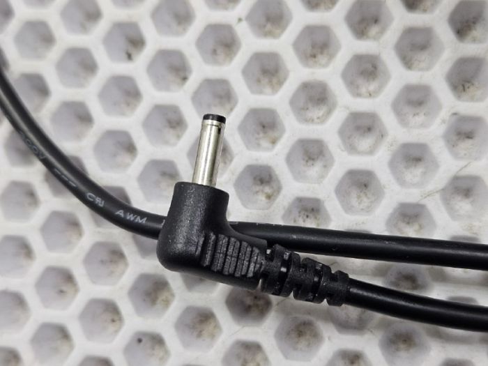 Зарядное устройство Haier 12V 2A 3.5x1.35mm