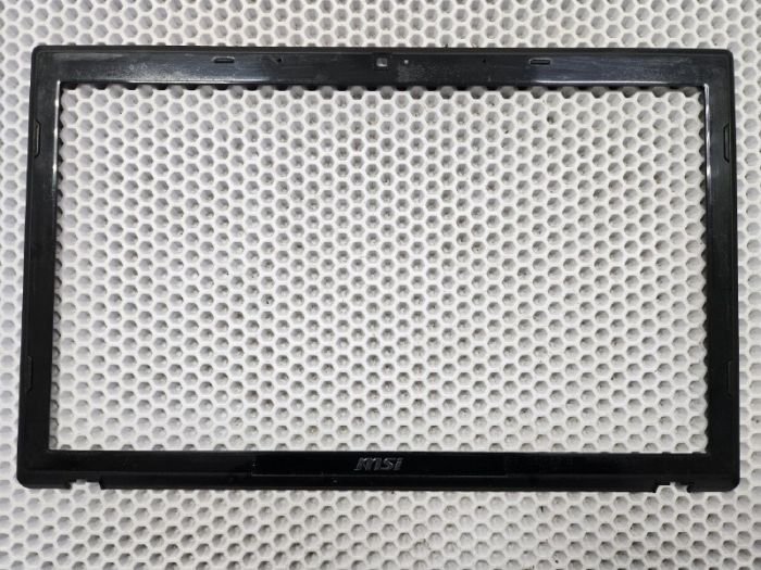 Рамка матрицы для MSI GE620 6G1B221U22B черная