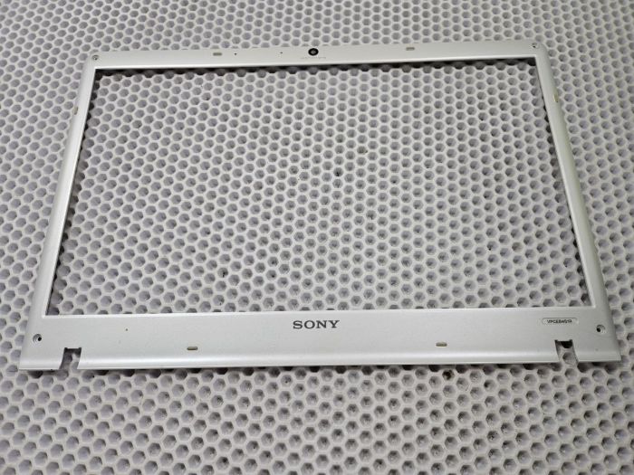 Рамка матрицы Sony VAIO VPCEB PCG-71211V белая