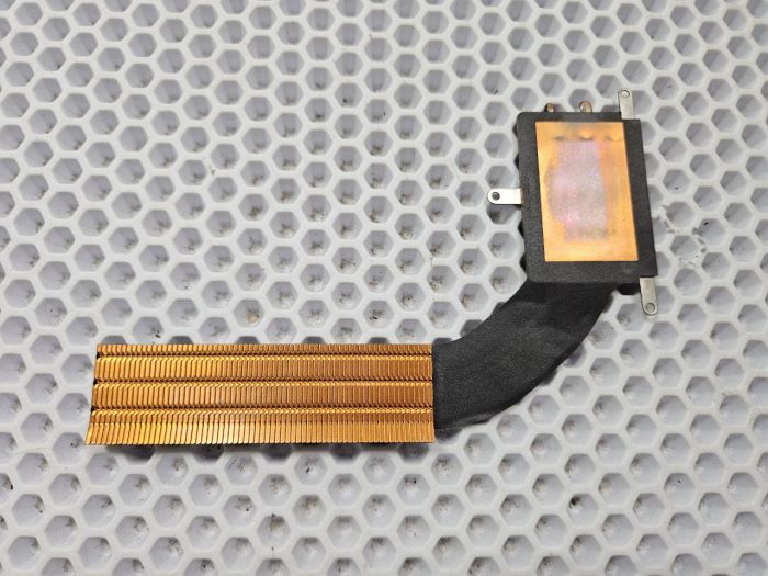 Радиатор системы охлаждения для DEXP Atlas M15-A5W304