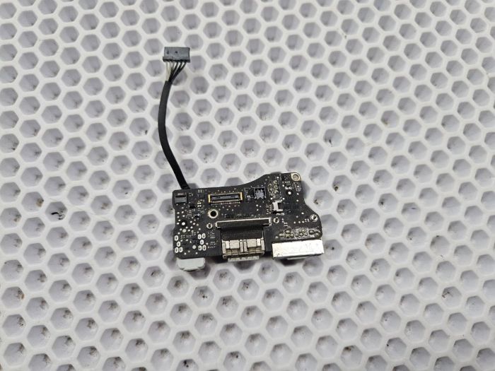 Плата питания Magsafe 2 со шлейфом для Macbook Air 13" A1466 (2012)