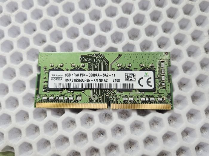 Оперативная память Hynix HMA81GS6DJR8N-XN DDR4 8Gb 3200MHz