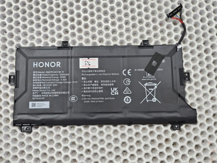 Аккумулятор HB4792J5ECW-31 для ноутбуков Huawei Honor BRN-FXXC, BRN-F58 износ 5%, бу, оригинал