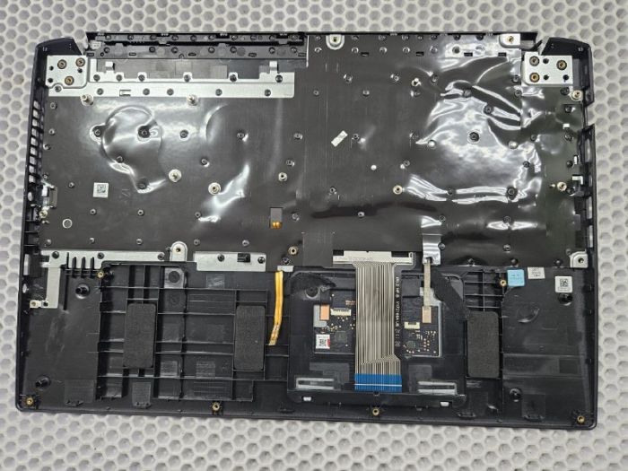 Верхняя часть корпуса (топкейс) для Acer Aspire A715-41 A715-42 с клавиатурой