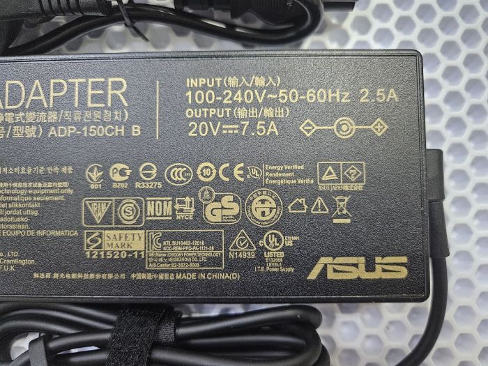 Зарядка для ноутбука Asus 20V 7.5A (150W) 6.0x3.7мм