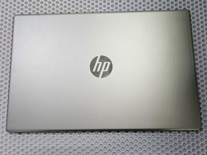Крышка матрицы для HP 15-FC 15-FD 15T-FD 15Z-FC TPN-Q286 N36090-001 N36091-001 серебристая, царапины