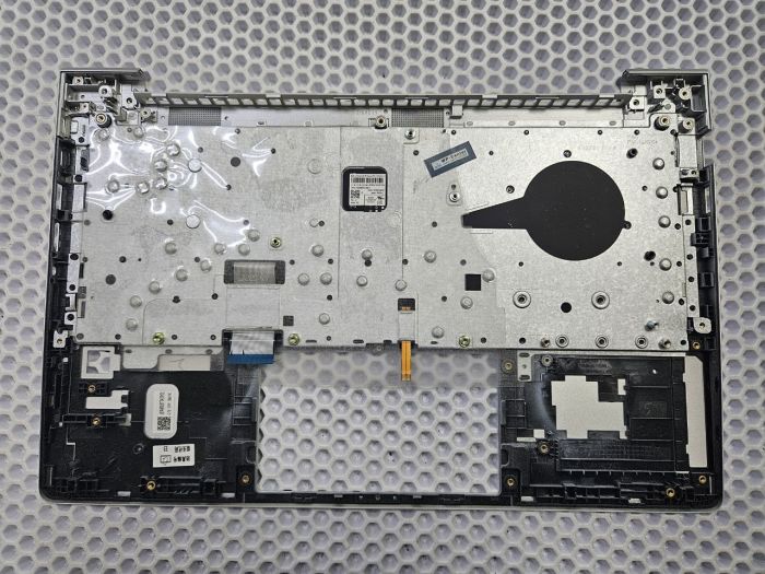 Верхняя часть корпуса (топкейс) для HP ProBook 440 G10 445 G10 с подсветкой, серебро