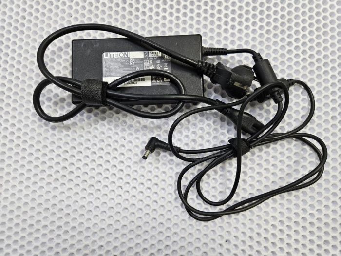 Блок питания для Thunderobot 911 MT Pro D 180W 	19.5v 9.23a 5.5x2.5mm бу, ориг