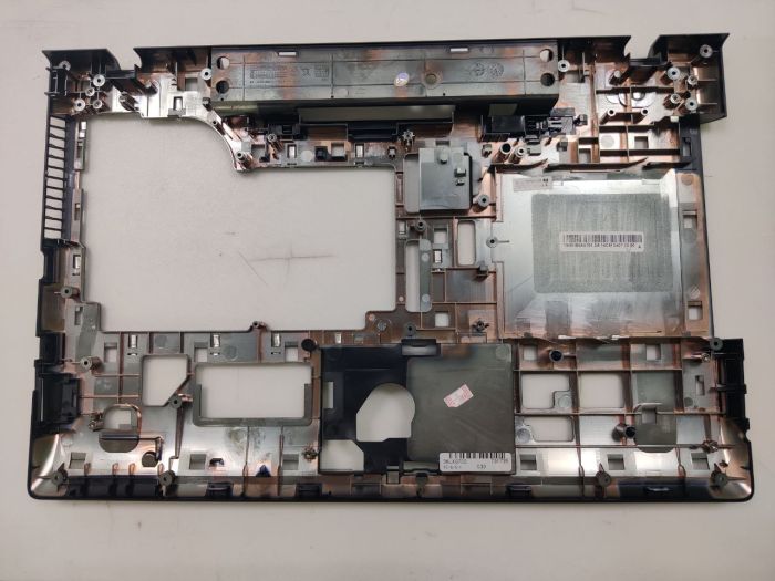 Поддон Lenovo IdeaPad G700 G710 (13N0-B5A0701)