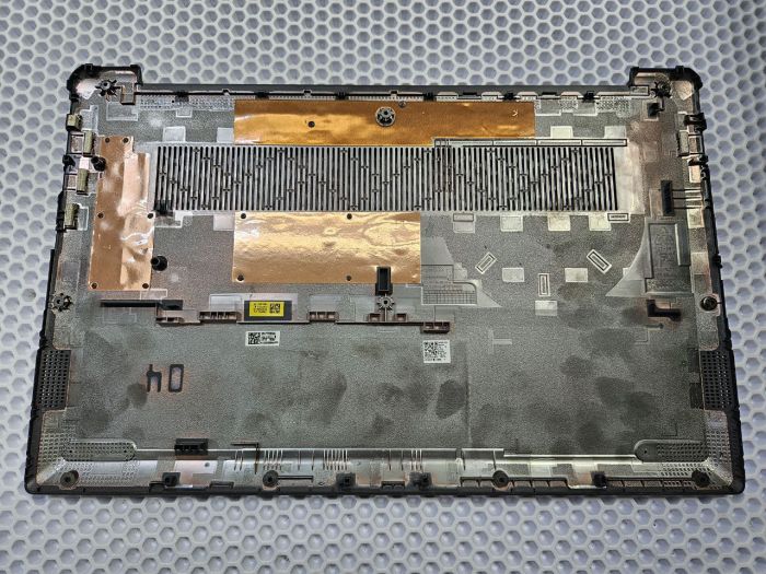 Нижняя часть корпуса (поддон)  для ноутбука Lenovo IdeaPad 3 15ITL6 серый (подплавлена правая футорка, царапины, потертости)