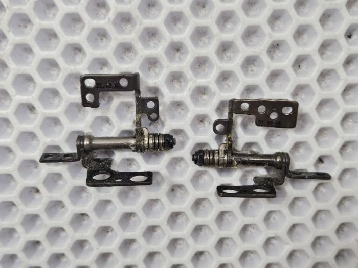 Петли для Honor Magicbook 15 BBR-WAI9 (пара)