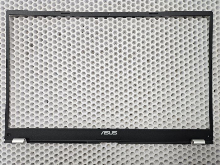 Рамка матрицы Asus X512 серебристая