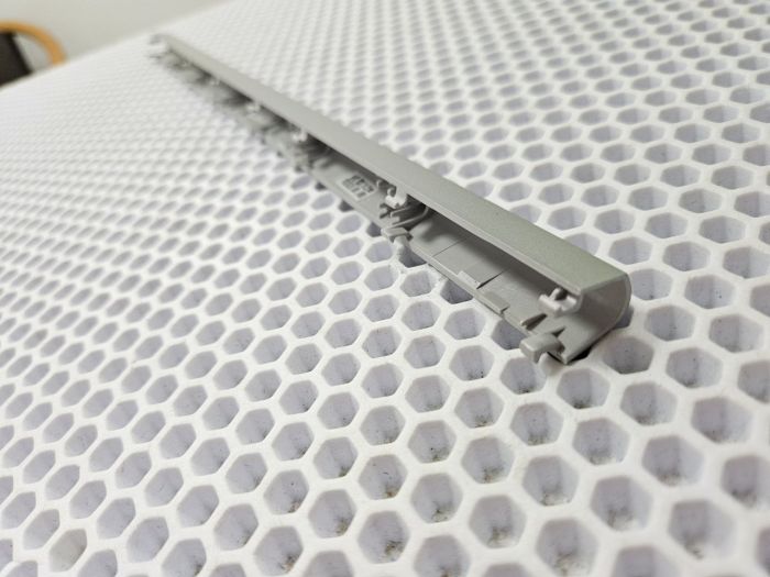 Заглушка петель HP 17-by 17-ca серебристая