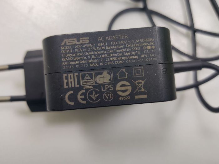 Зарядка для ноутбука Asus 19V 2,37A (45W) 4.5x3.0 (квадратная) бу