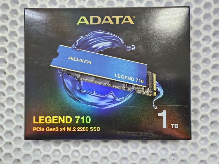 ADATA 1 ТБ Внутренний SSD-диск M.2 ALEG-710-1TCS (ALEG-710-1TCS)