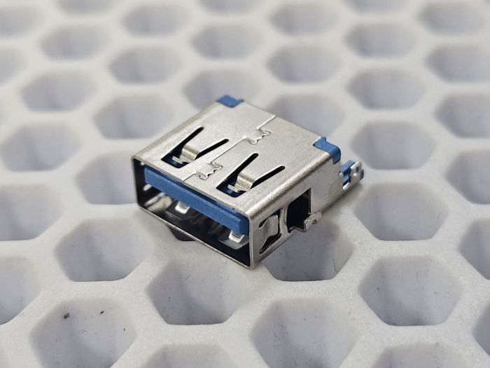 Разъем USB 3.0 для Lenovo Y7000P 2019 , R7000 2021