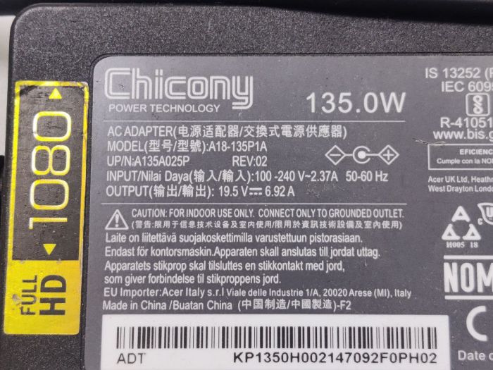 Зарядка для ноутбука Acer 19,5V 6.92A (135W) 5,5x1,7мм ориг, бу, погрызена