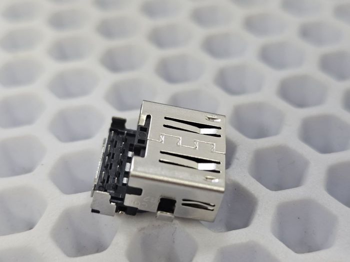 Разъем USB 3.0 22