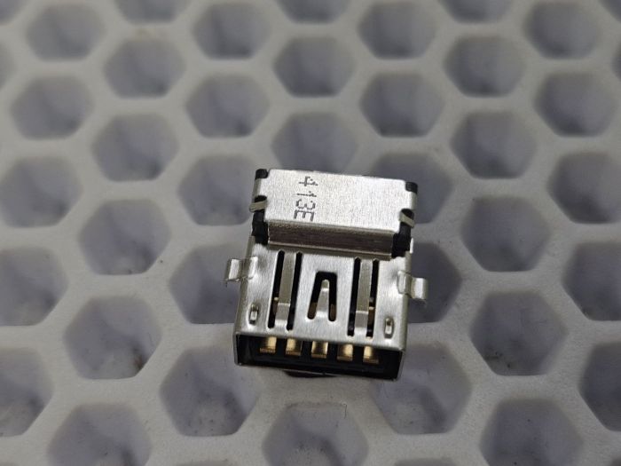 Разъем USB 3.0 22