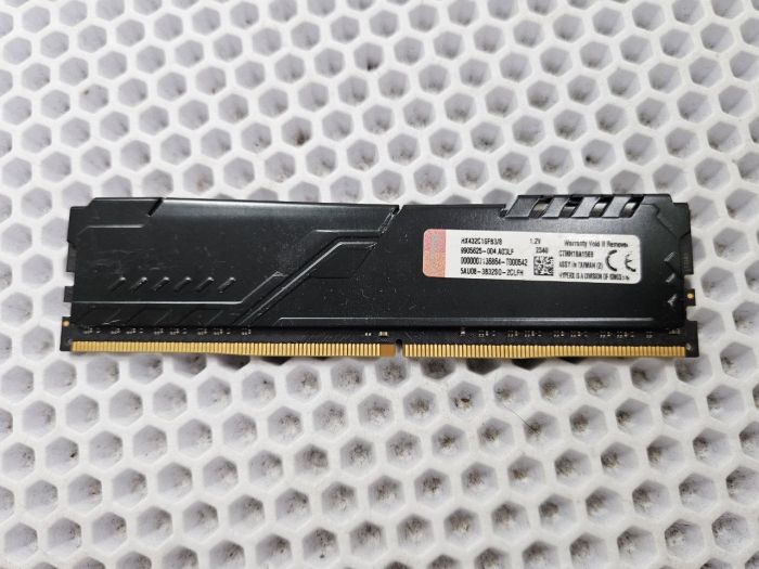 Оперативная память HyperX Fury 8 ГБ DDR4 3200 МГц DIMM CL16 HX432C16FB3/8