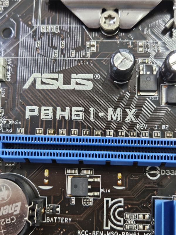 Материнская плата Socket LGA1155 ASUS P8H61-MX 2LV DDR3/DDR3 MicroATX с процессором Pentium G630 Материнская плата Socket LGA1155 ASUS P8H61-MX 2LV DDR3/DDR3 MicroATX с процессором Pentium G630